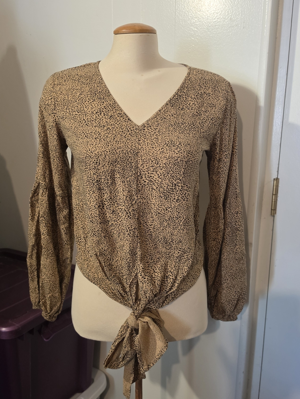 Japna Tan and Black Tie-Front V-Neck Blouse with Balloon Sleeves